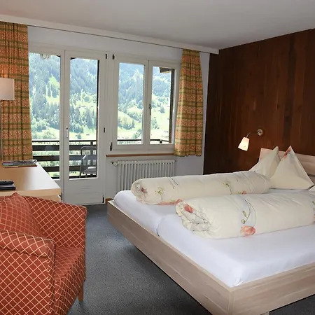 Otel Tschuggen 2*